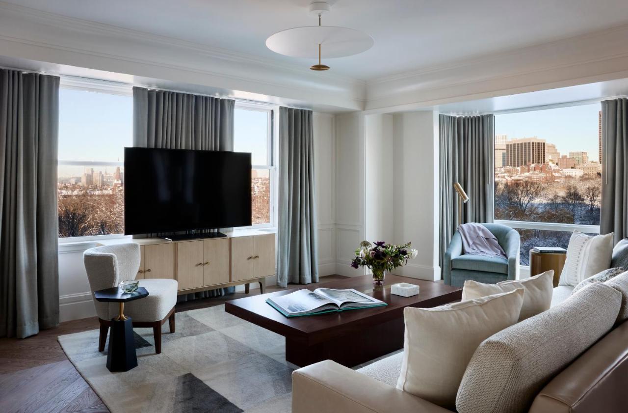 מלון The Newbury בוסטון מראה חיצוני תמונה A living room at The London West Hollywood