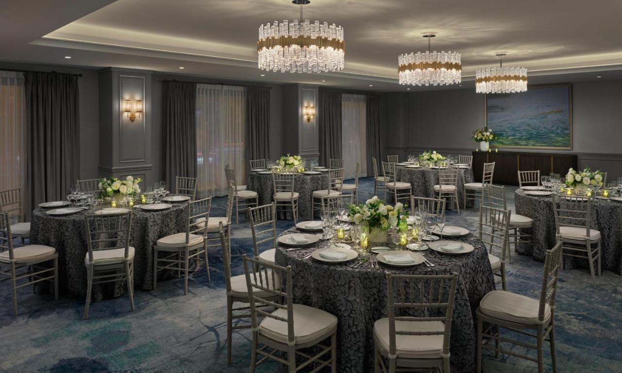 מלון The Newbury בוסטון מראה חיצוני תמונה The ballroom at the Four Seasons Hotel